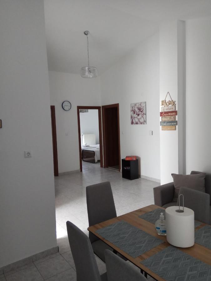 Lampias Apartments Keramoti  Eksteriør billede